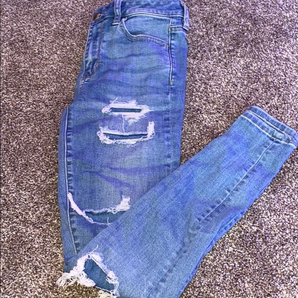 american eagle ripped jeans - Picture 3 of 4